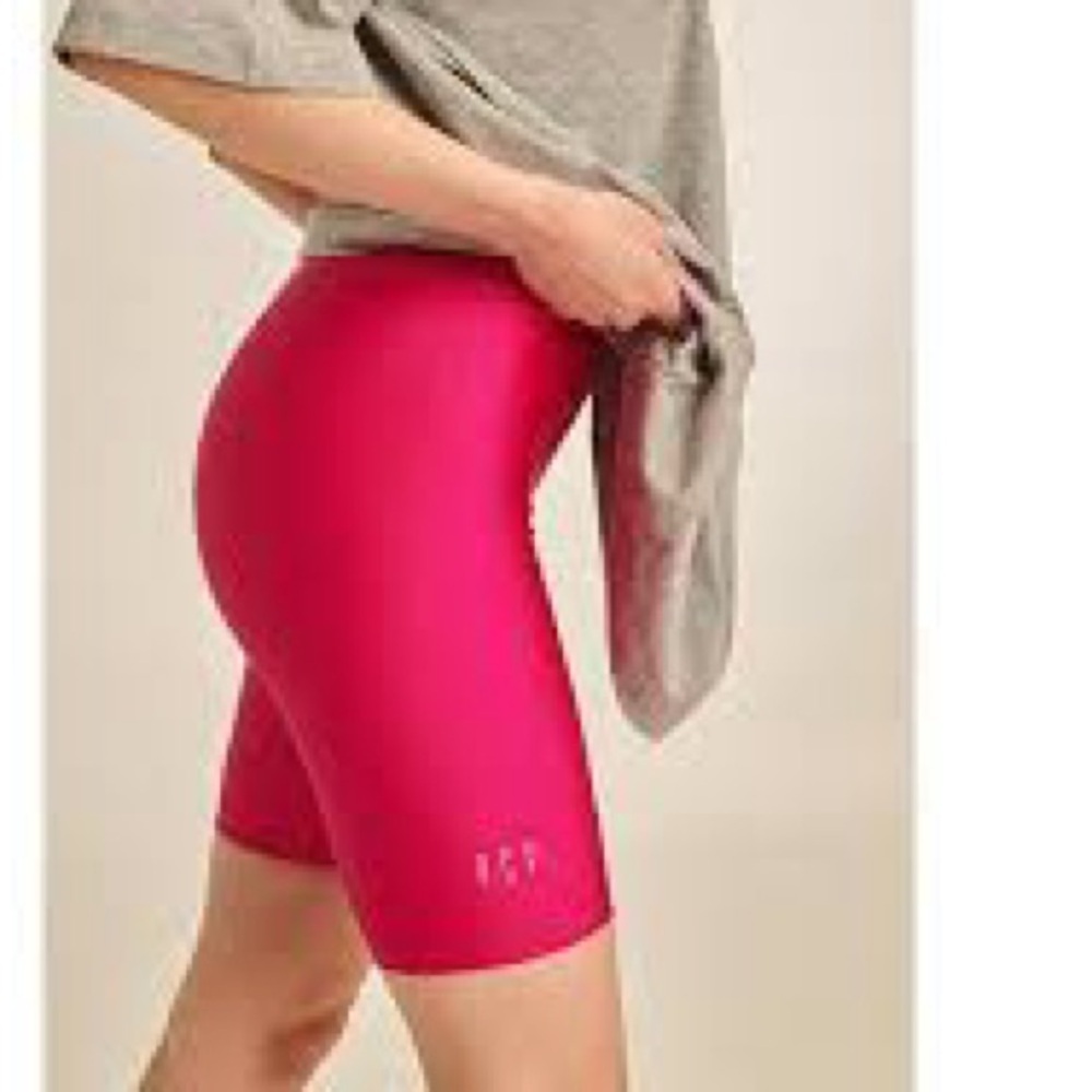 Magenta Biker Shorts – Size S